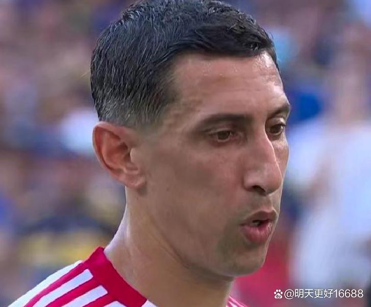 今晚英超传出新动向，本菲卡扳平良机，管理层表态——话题不断，年轻球员得到机会的简单介绍